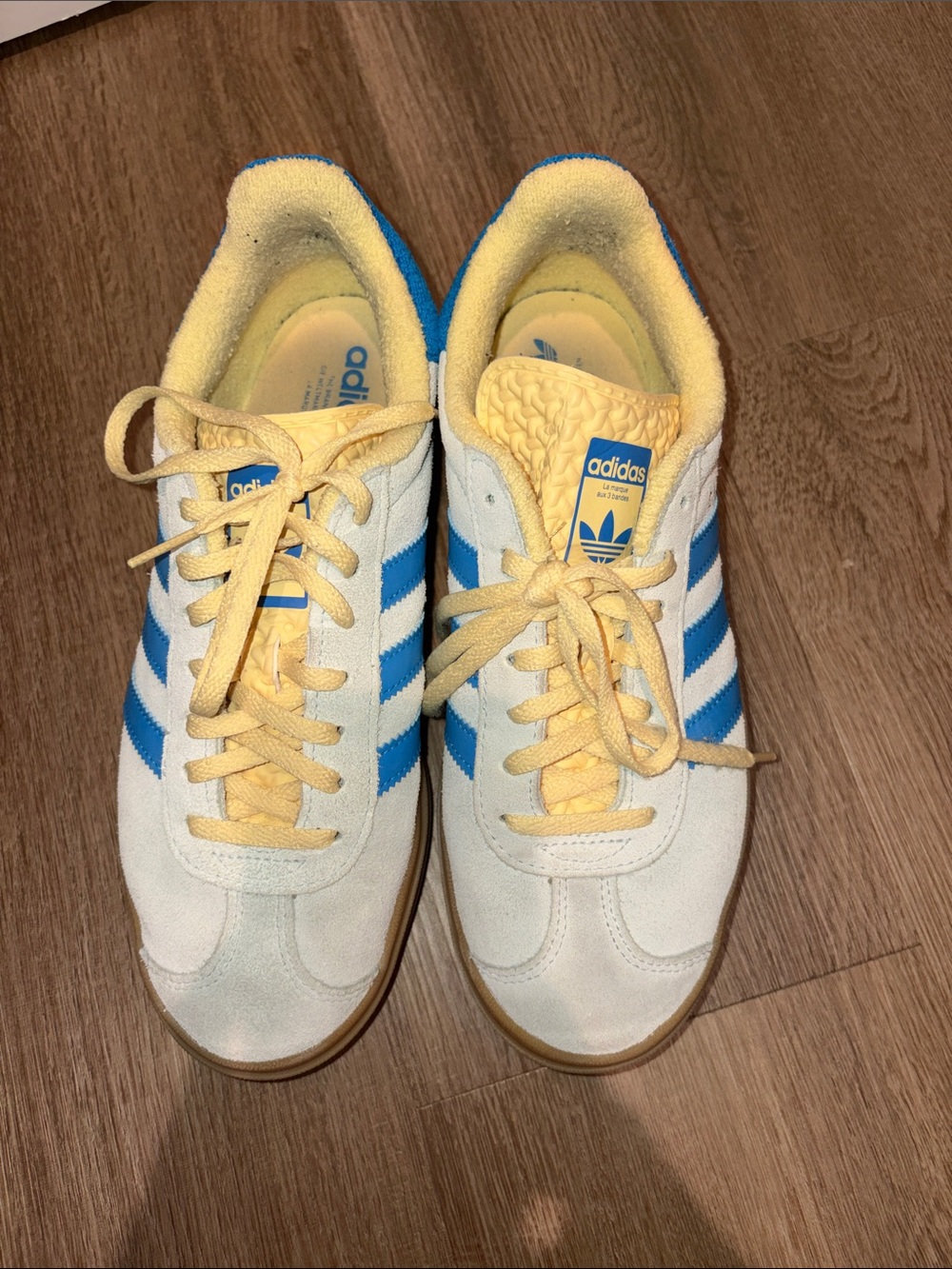 adidas Kids White, Blue & Yellow Retro Sneakers